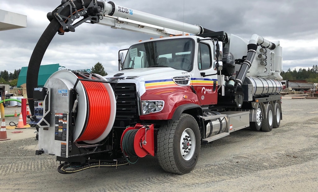 FloHawks Plumbing and Septic Boosts Productivity and Performance with Vactor 2100i